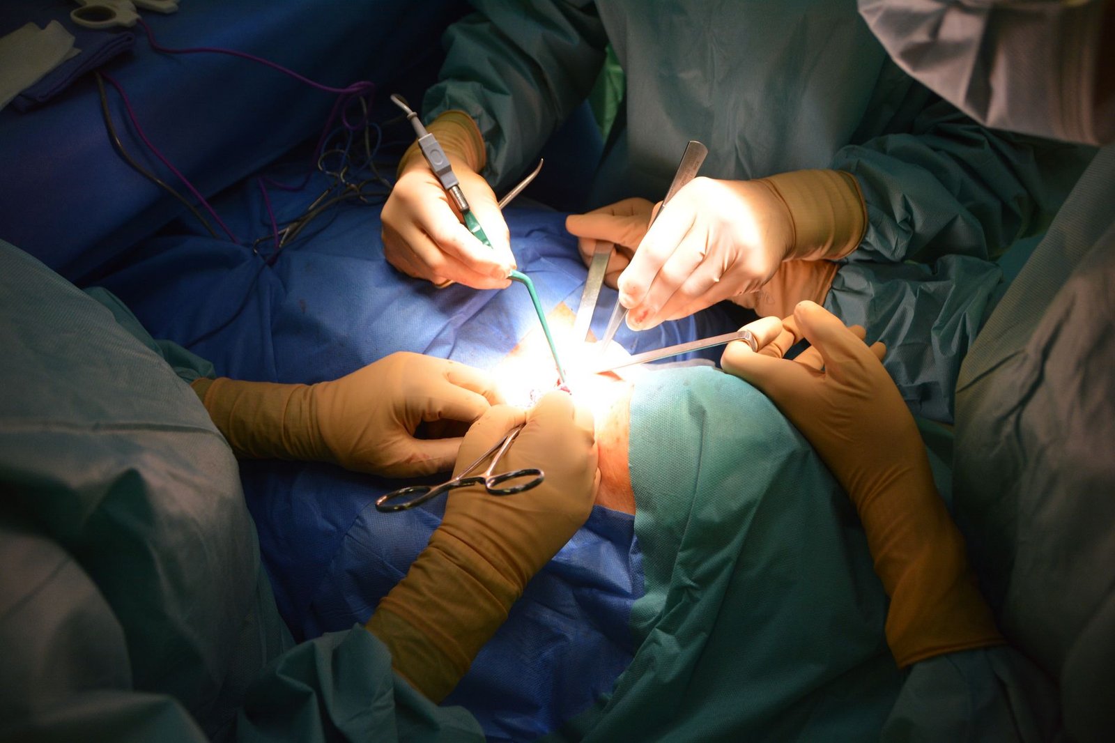 Imagem ilustrativa de cirurgia