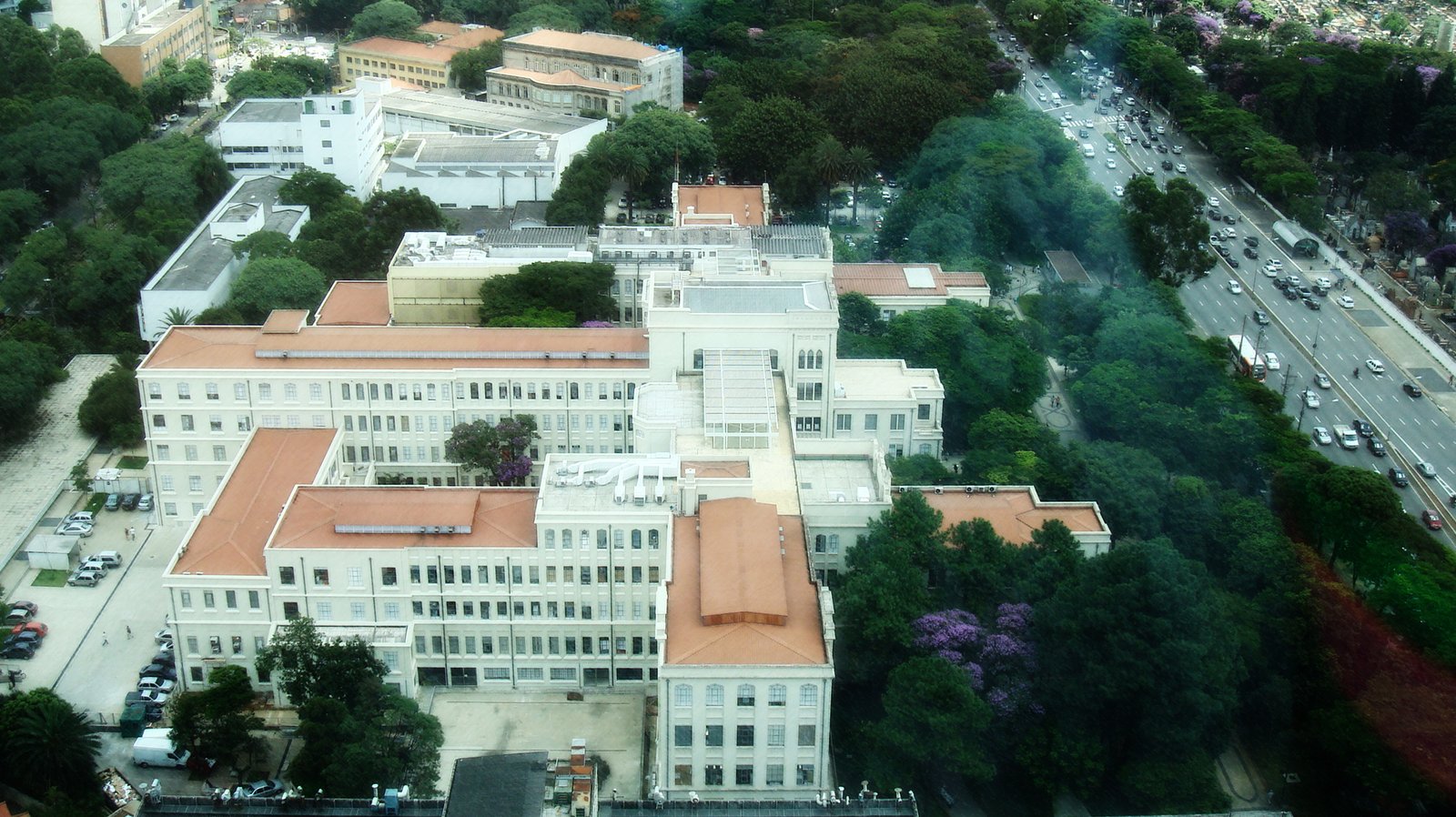 Faculdade de Medicina da USP e complexo do Hospital das Clínicas (HC-FMUSP)